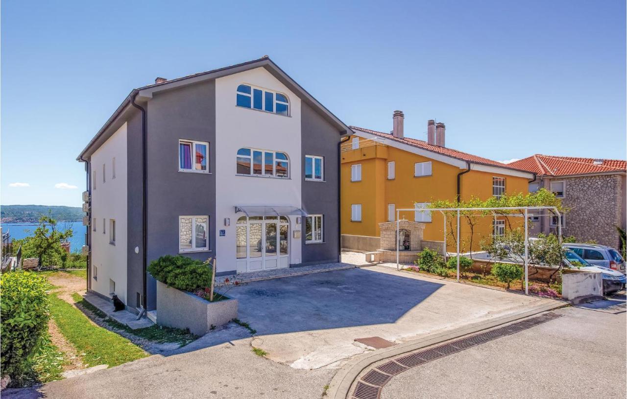 Stunning Apartment In Crikvenica With Wifi Экстерьер фото